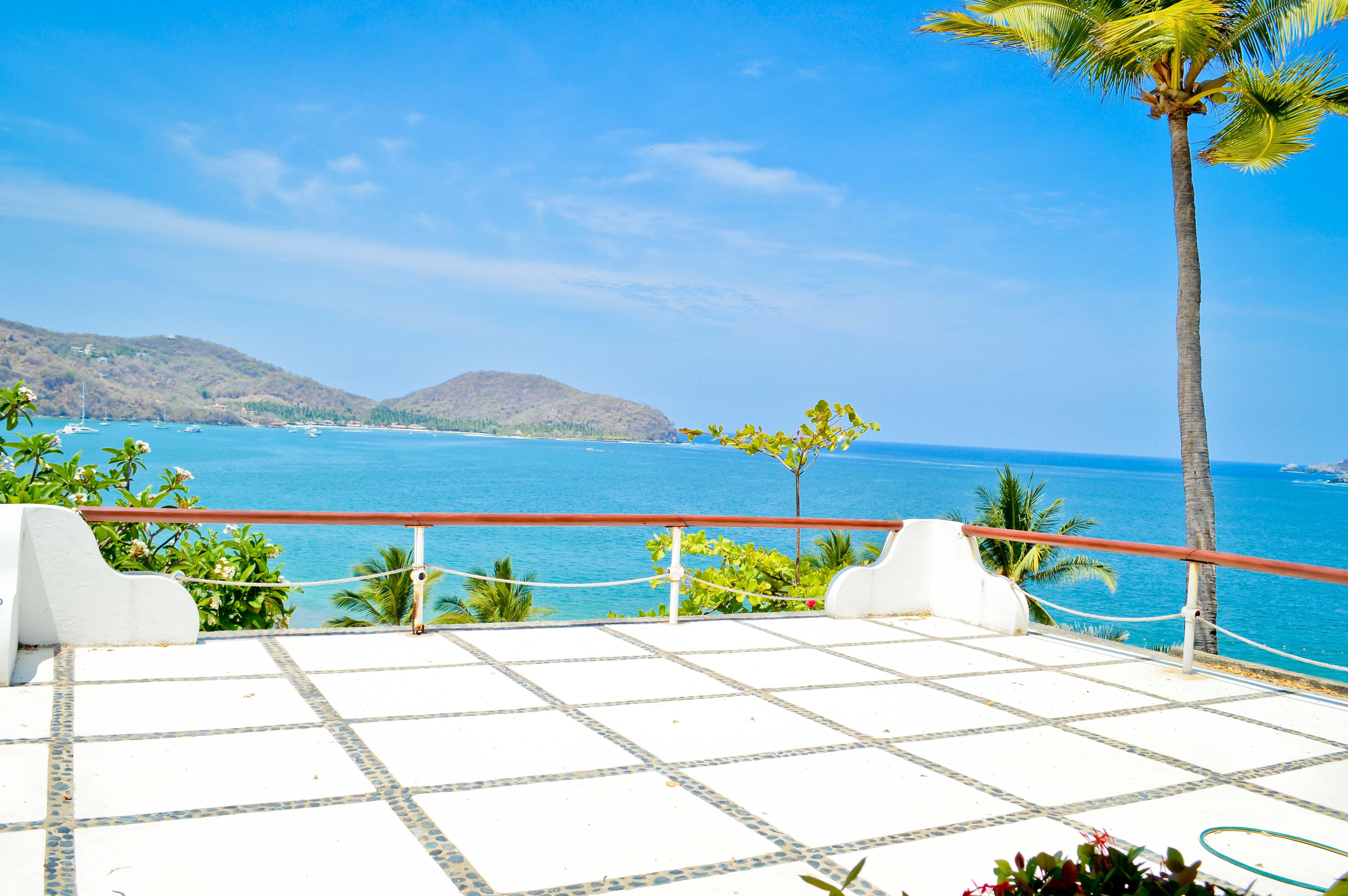 Hotel Catalina Beach Resort Zihuatanejo Exteriör bild