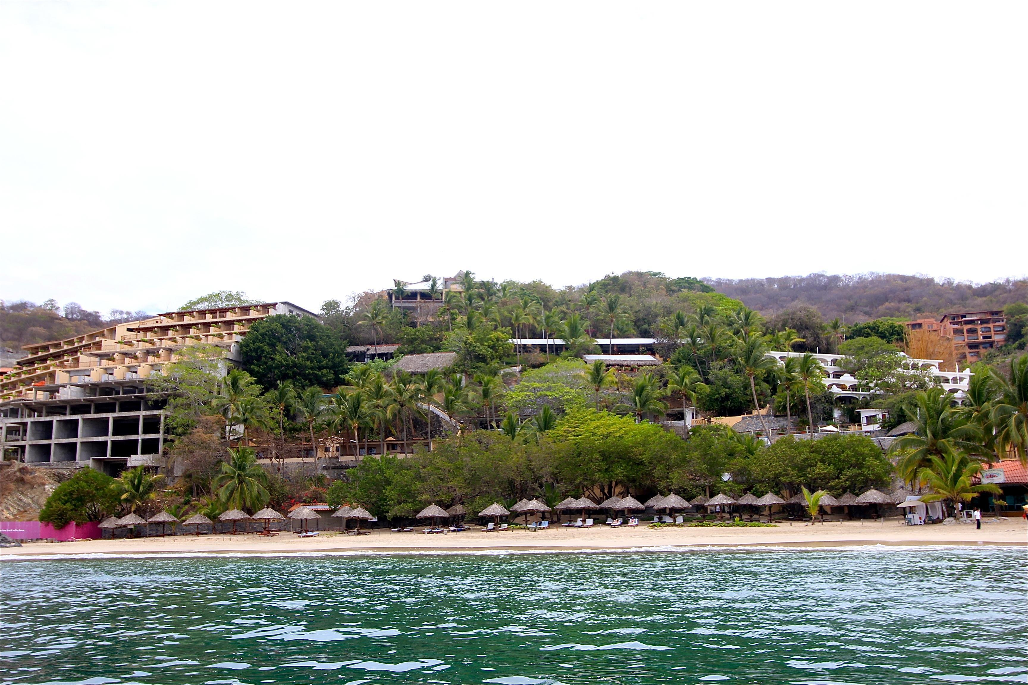 Hotel Catalina Beach Resort Zihuatanejo Exteriör bild