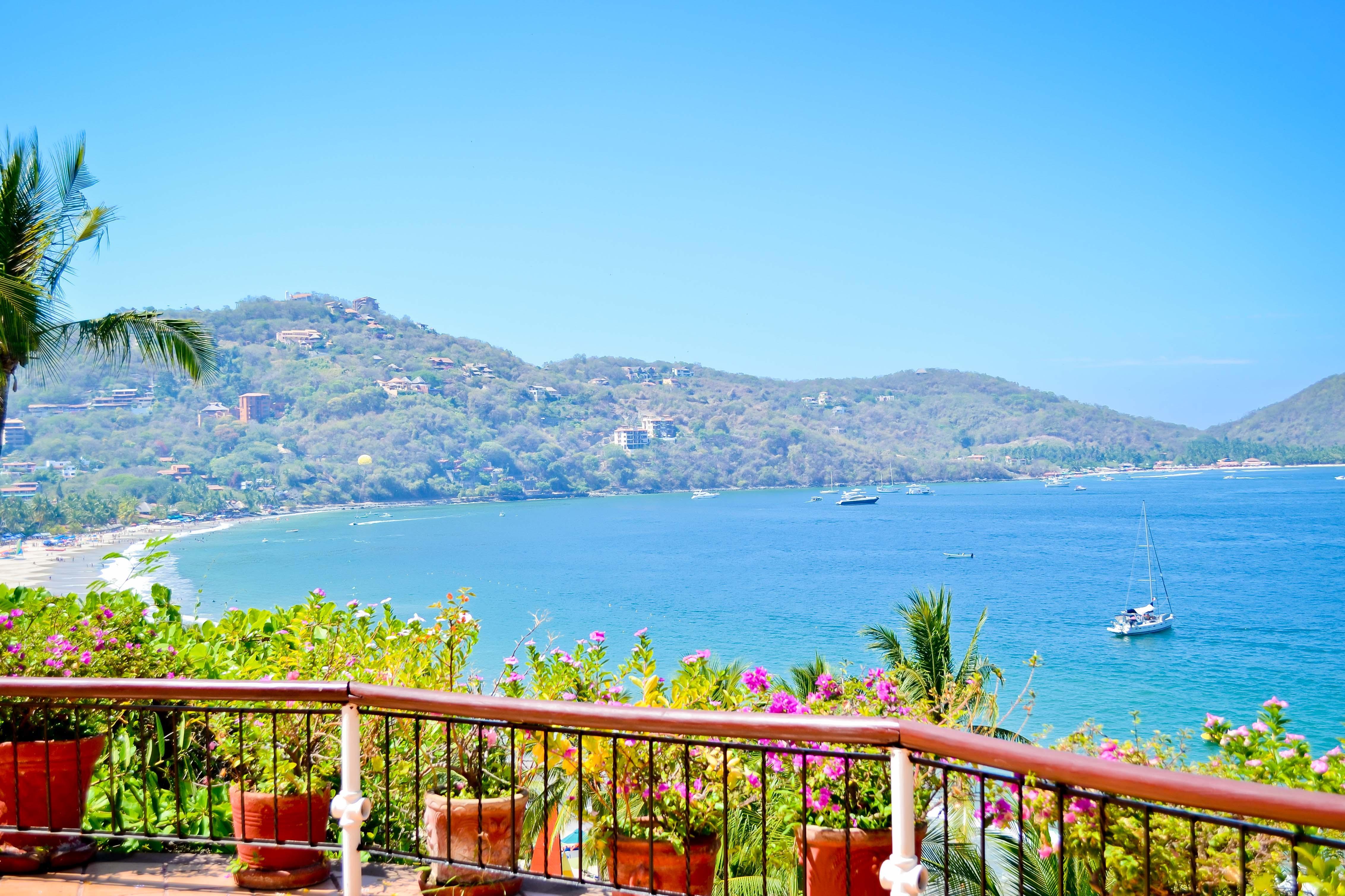 Hotel Catalina Beach Resort Zihuatanejo Exteriör bild